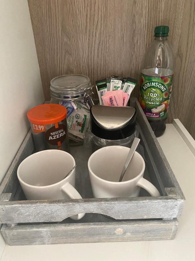Private Room And Bathroom With Private Entrance Near Warwick Town Centre 外观 照片