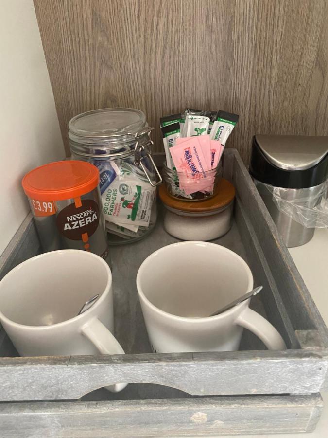 Private Room And Bathroom With Private Entrance Near Warwick Town Centre 外观 照片